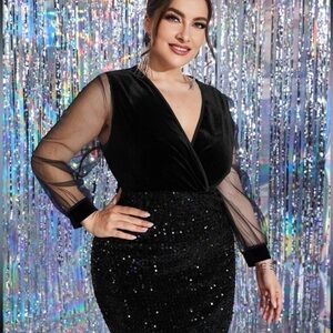 Event Black dress! Only Wore it Once! 🖤